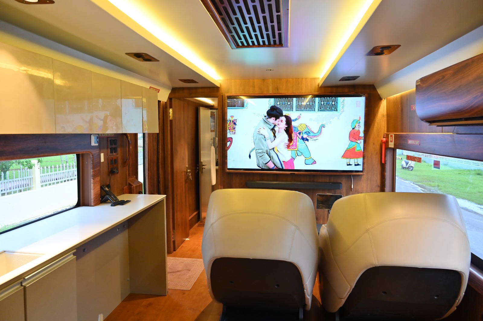 WhatsApp Image 2025-08-22 at 12.08.13_87d69932